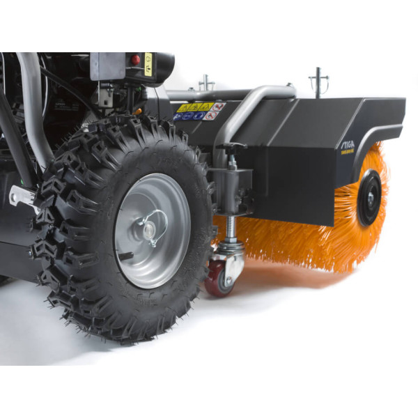 Купити Підмітальна машина бензинова самохідна STIGA SWS600GE Україна Київ. Офіційний фірмовий магазин Стіга. Садовий інструмент та техніка 