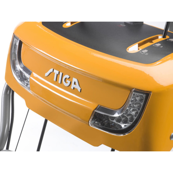 Купити Підмітальна машина бензинова самохідна STIGA SWS800GE Україна Київ. Офіційний фірмовий магазин Стіга. Садовий інструмент та техніка 